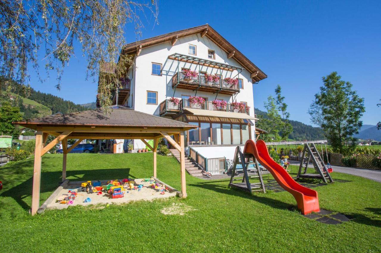 Aparthotel Am Reitecksee Flachau Exterior photo