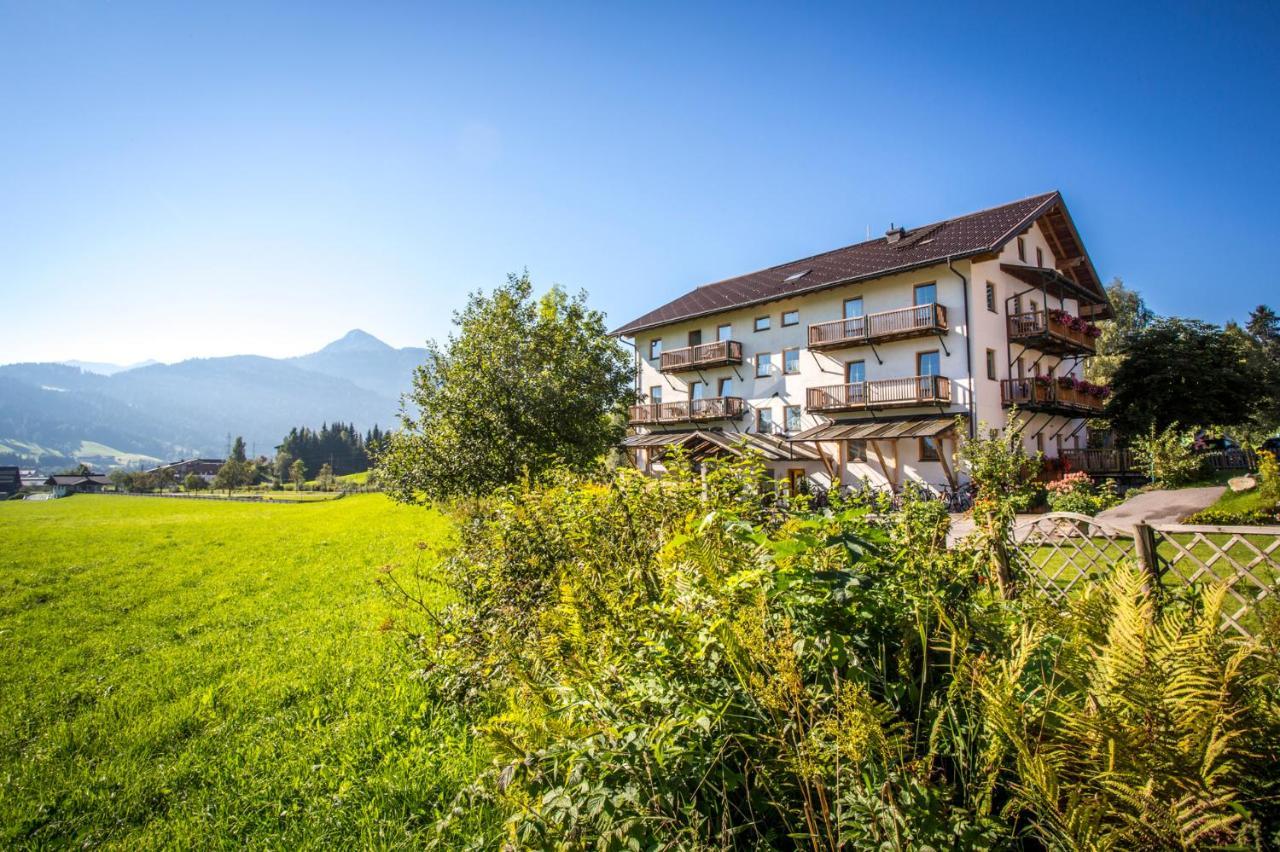 Aparthotel Am Reitecksee Flachau Exterior photo